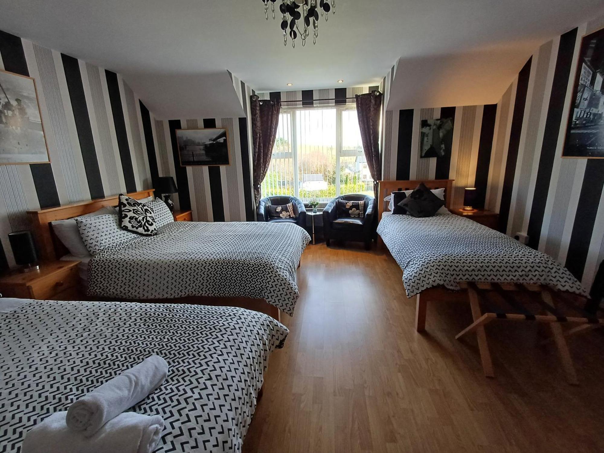 Sleepy Hollow B&B Donegal Town Phòng bức ảnh