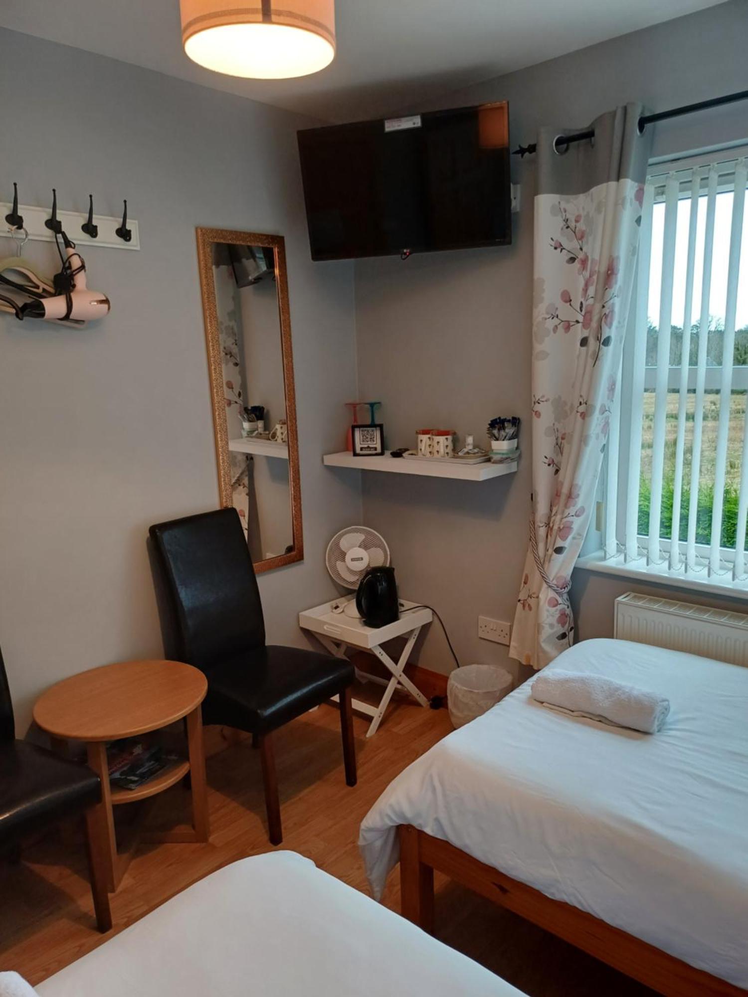 Sleepy Hollow B&B Donegal Town Phòng bức ảnh